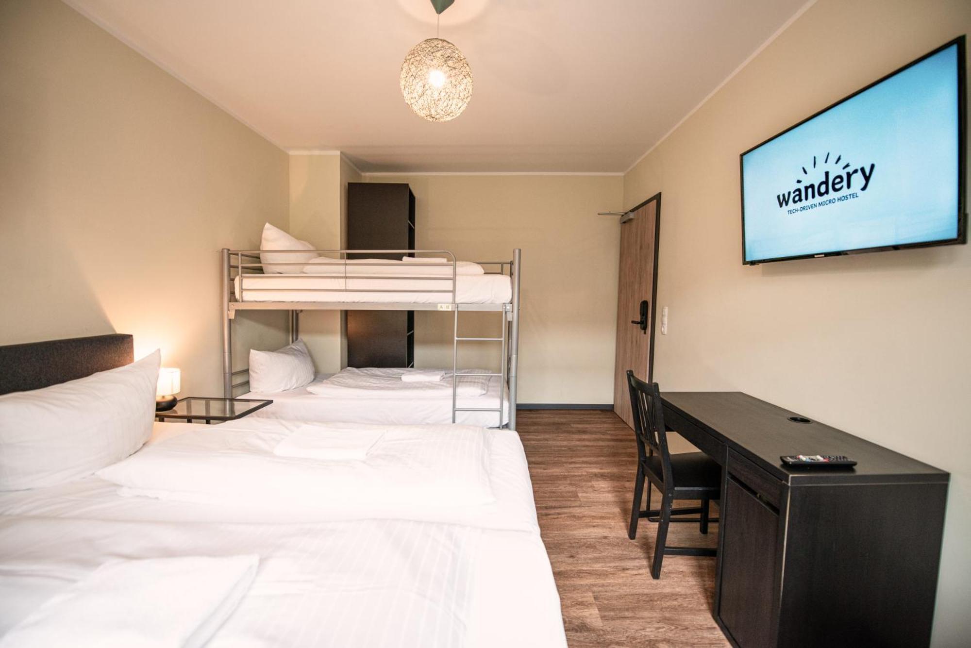 Wandery Hostel Dessau Экстерьер фото