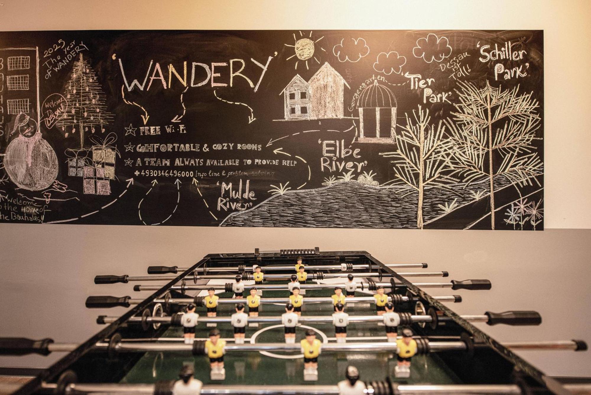 Wandery Hostel Dessau Экстерьер фото